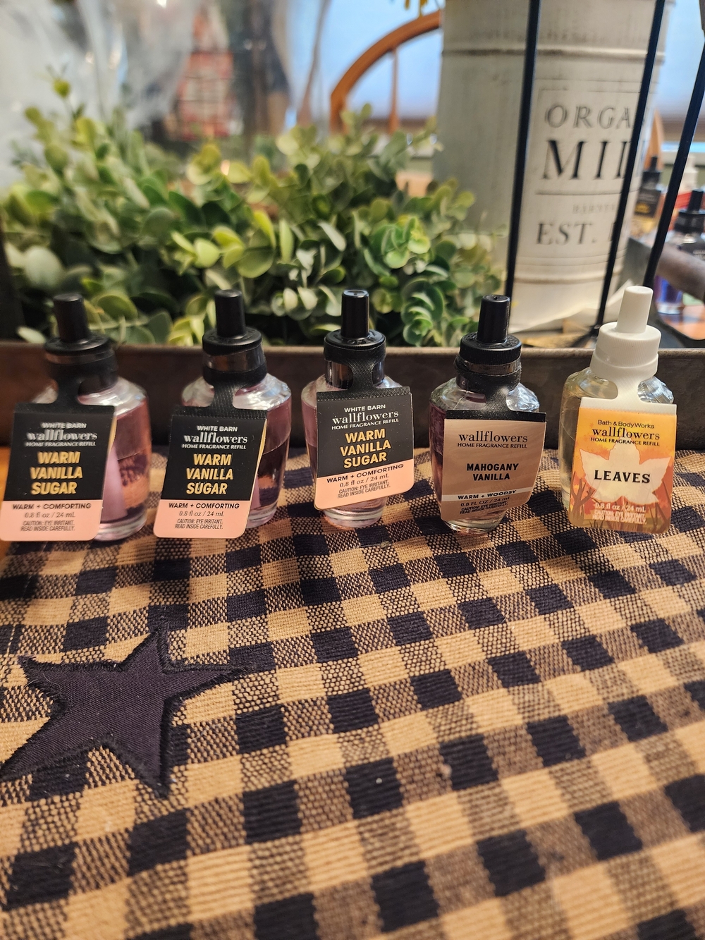 Bath & Body Works Wallflowers Plug-In Refills - Pink & Peach Labels